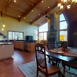 Pine Mountain Getaway