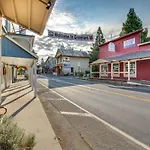 Pine Mountain Getaway