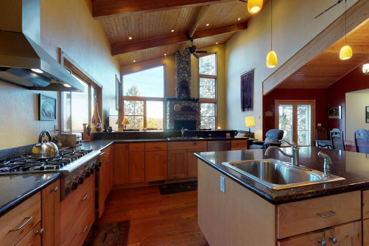 Pine Mountain Getaway Groveland