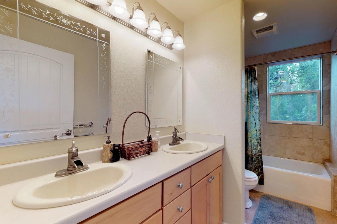 Pine Mountain Getaway