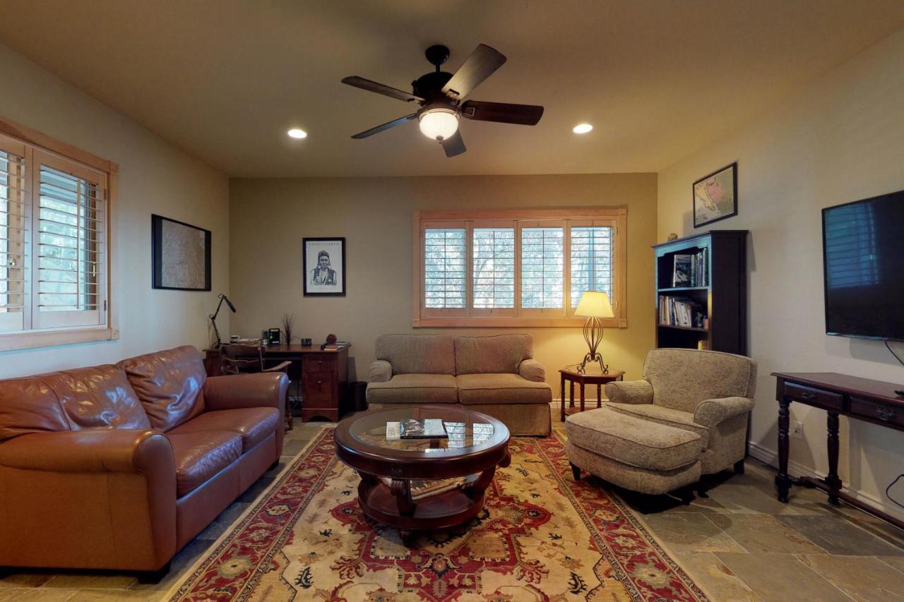 Pine Mountain Getaway * Groveland